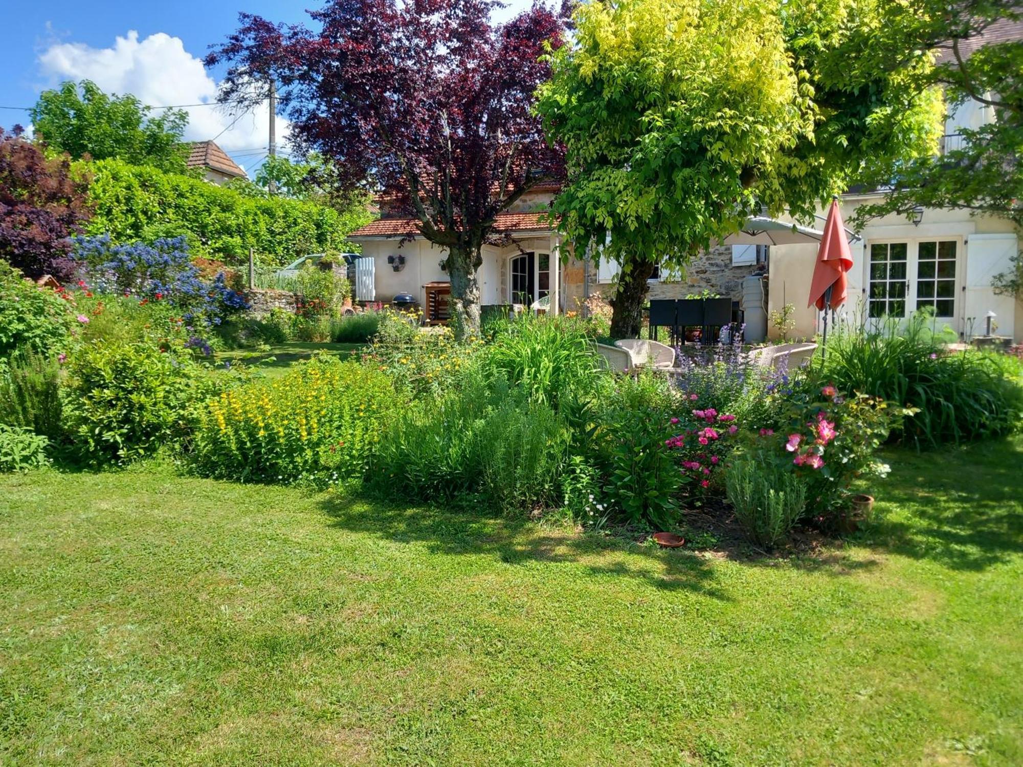 Les Trois Prunelles Saint-Pierre-Toirac Bagian luar foto
